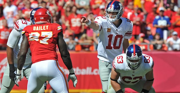 No, that's not a Darth Vader patch on Eli Manning's uniform