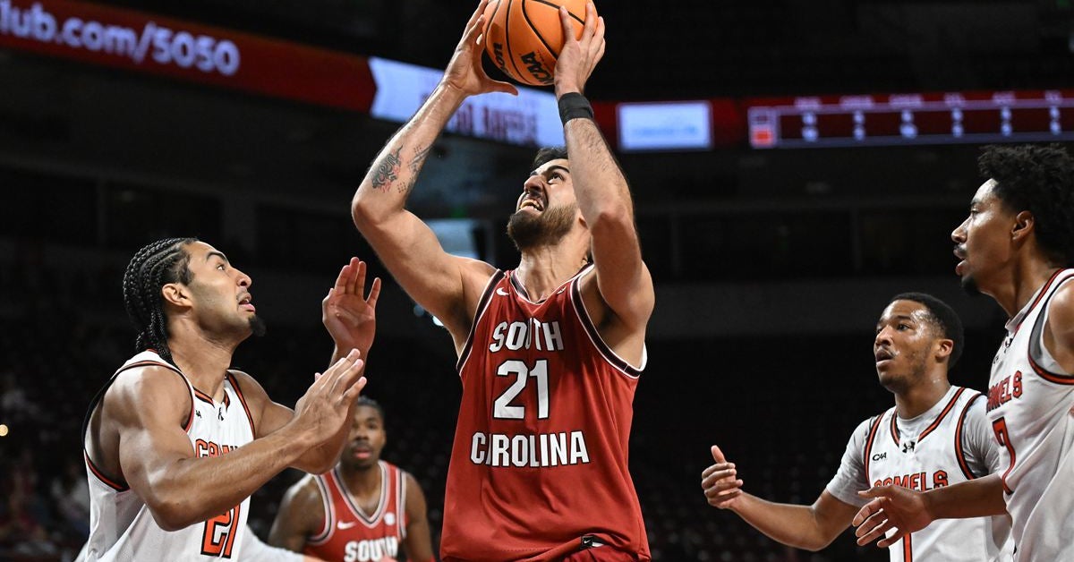 South Carolina shrugs off sluggish start to knock off Campbell