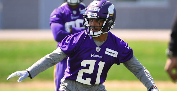 Minnesota Vikings cornerback Mackensie Alexander looks on during News  Photo - Getty Images