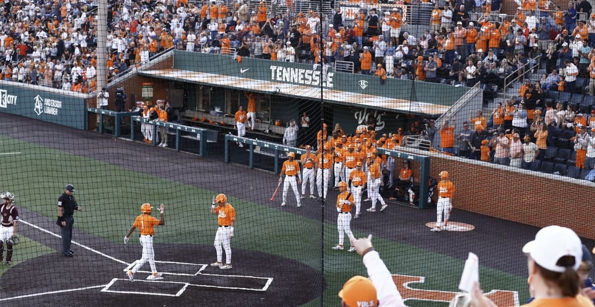 Tony Vitello reacts to Vols' sweep of Mississippi State