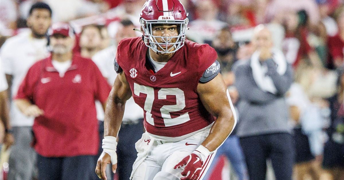 Alabama offensive line coach 'has some ideas' to fix Tide center's helmet  issues