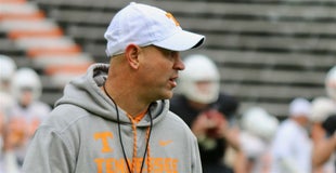 Callahan: Pruitt, Vols continue rebuilding line of scrimmage Callahan: Pruitt, Vols continue rebuilding line of scrimmage