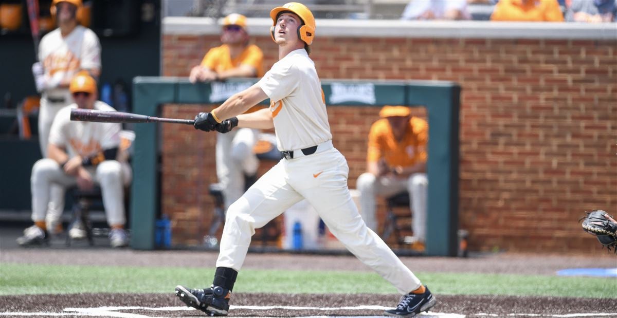 No. 2 Vols strike for 17 runs to complete series sweep of Gonzaga