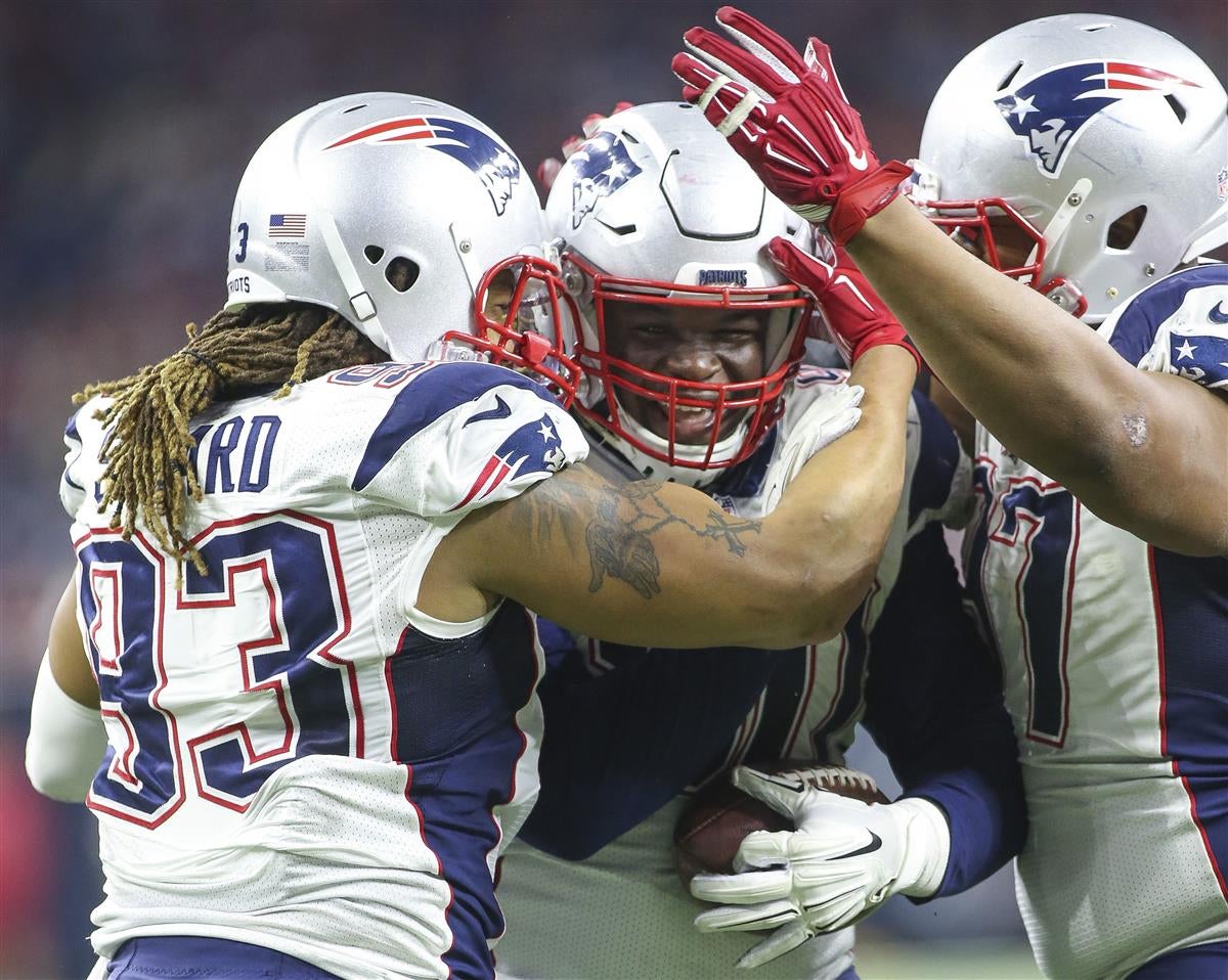 New England Patriots Defensive Tackle Vincent Valentine looks on News  Photo - Getty Images