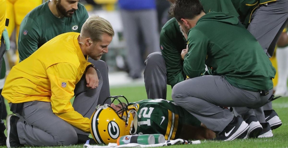 Devonte Wyatt Gets Encouragement From Aaron Rodgers at Lunch - Sports  Illustrated Green Bay Packers News, Analysis and More