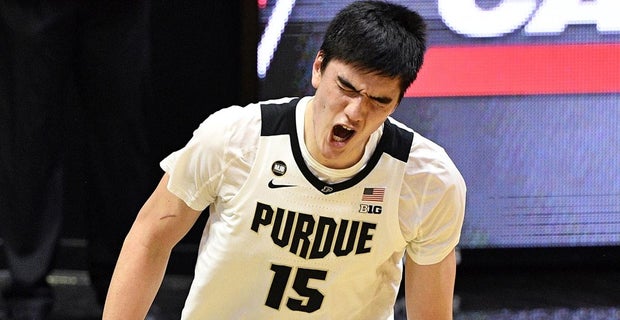 zach edey career high leads purdue by visiting wisconsin