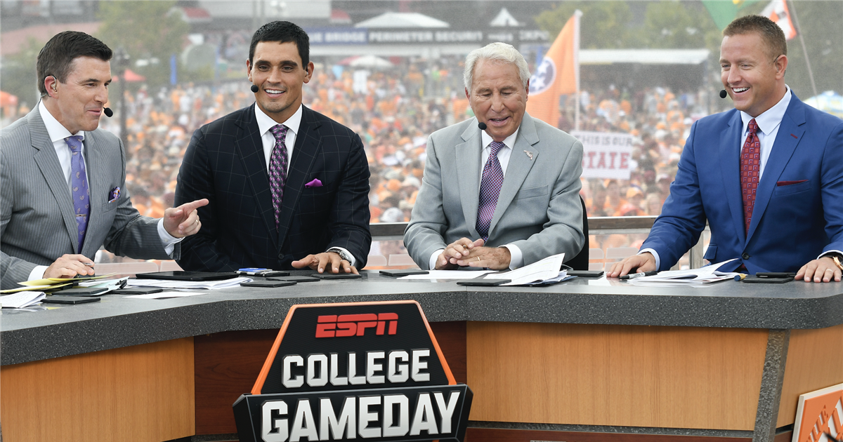College GameDay crew reveals conference title, Playoff predictions