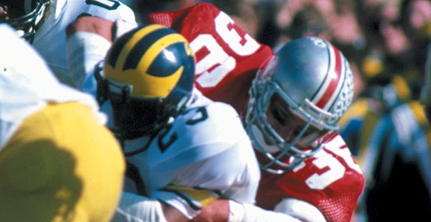 LB Chris Spielman  Ohio state buckeyes football, Ohio state football,  Football