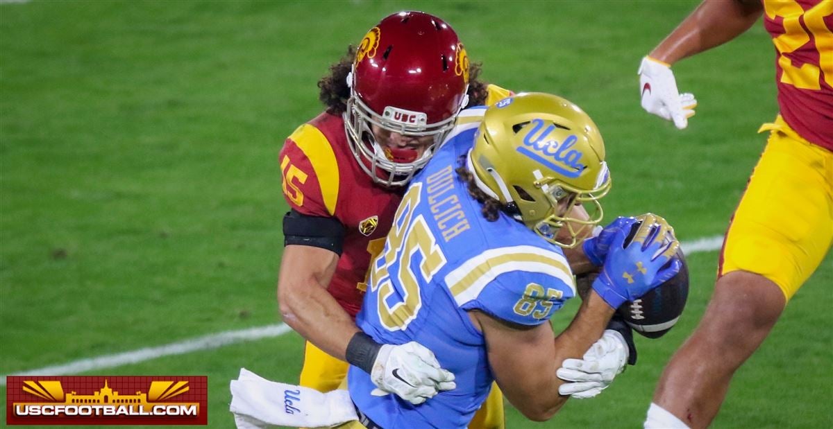 Talanoa Hufanga drops jaws with tipped INT and hurdle for USC