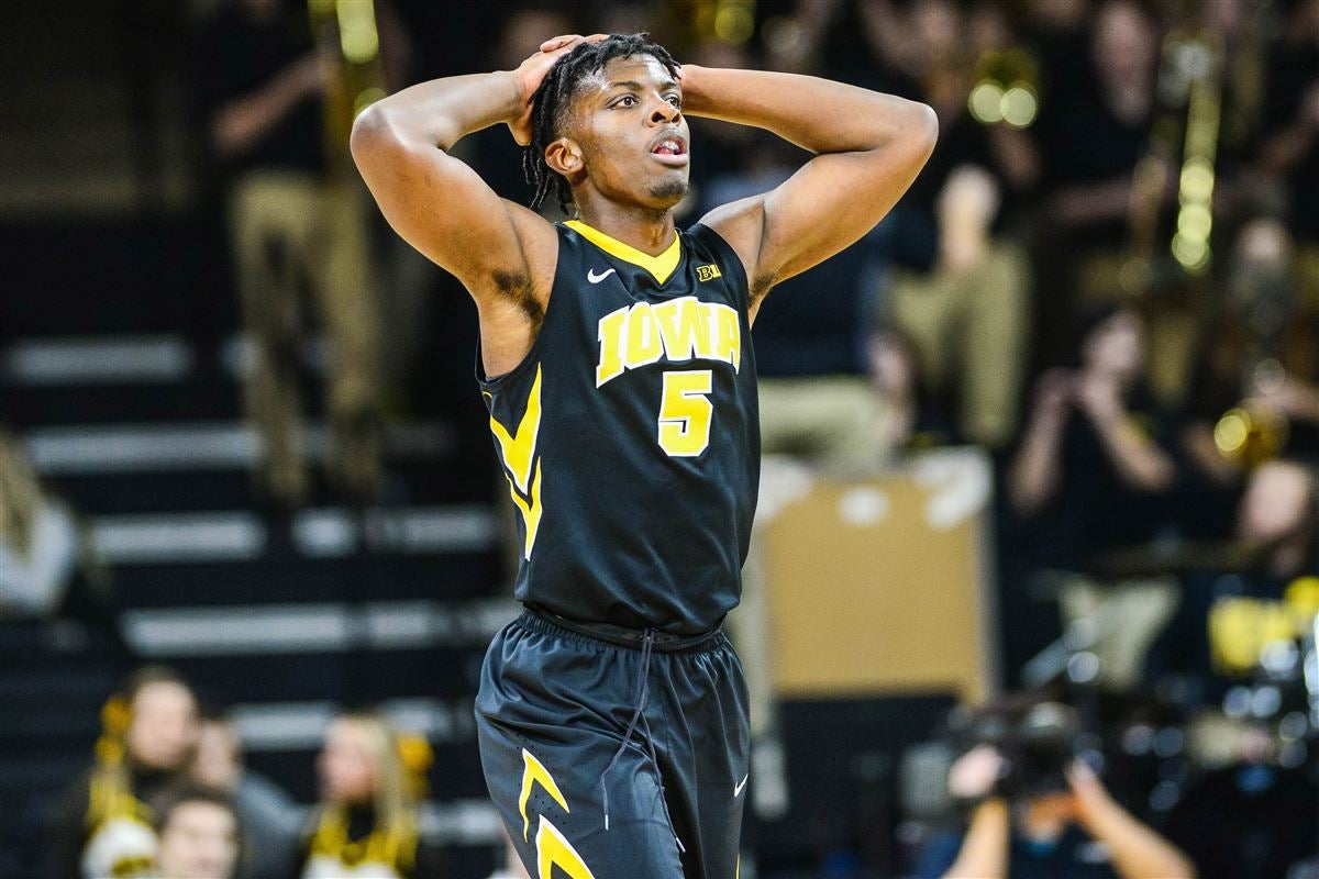 Iowa Basketball: 247Sports ranks Hawkeyes No. 15 in way-too-early poll