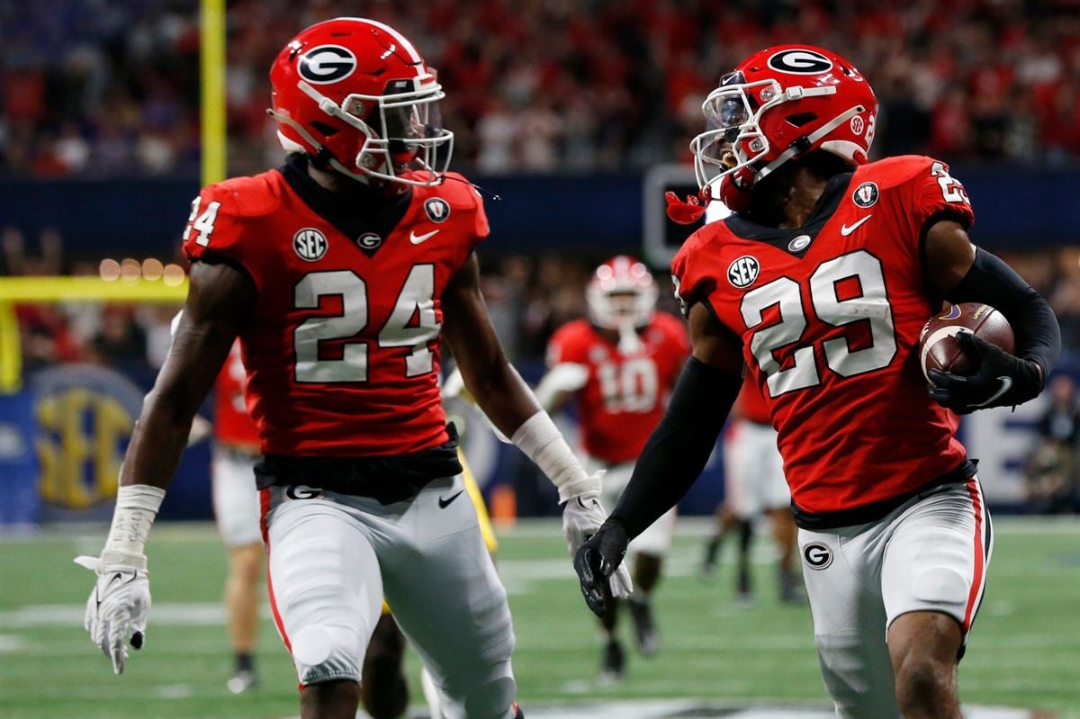 247Sports on X: College football's 30 best uniforms ahead of 2023 season,  ranked:   / X