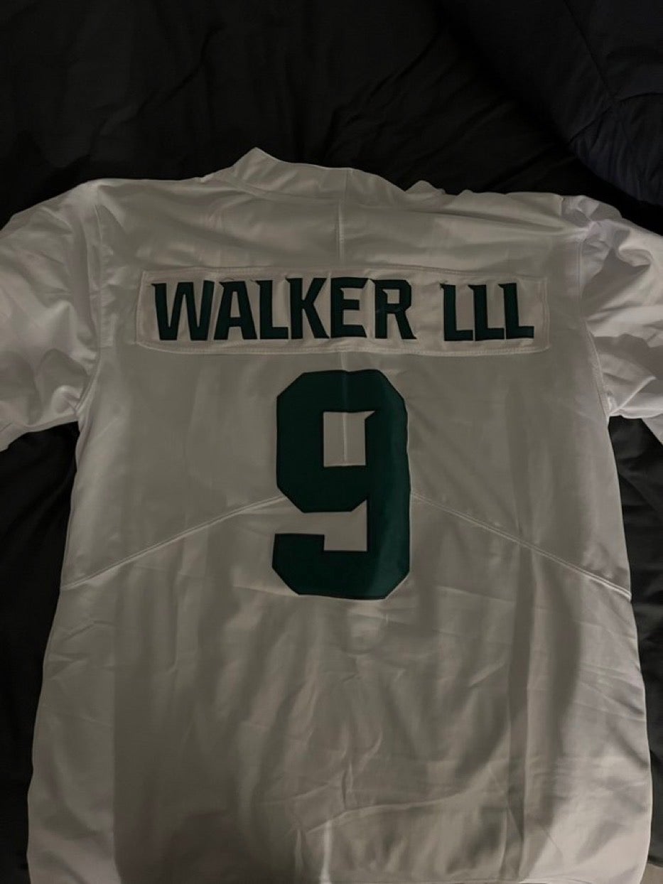 This is what I get for buying knockoff jerseys from Chinese site