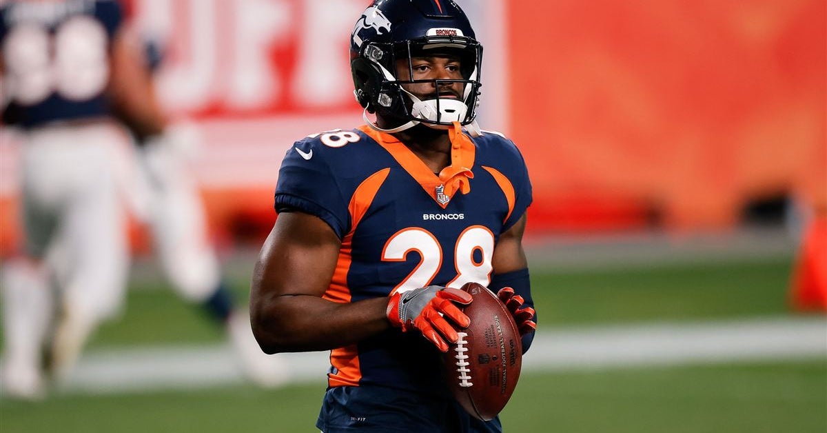 Former Duck RB Royce Freeman could start as Broncos quarterback