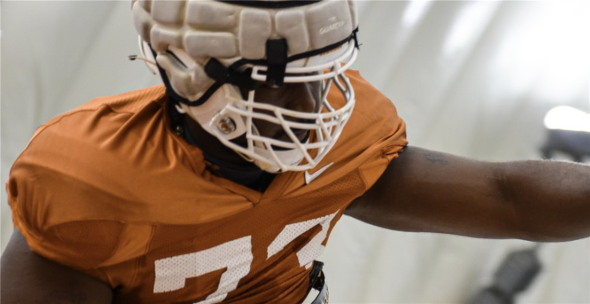 Texas' Isaiah Hookfin grateful for helmet after motorcycle accident