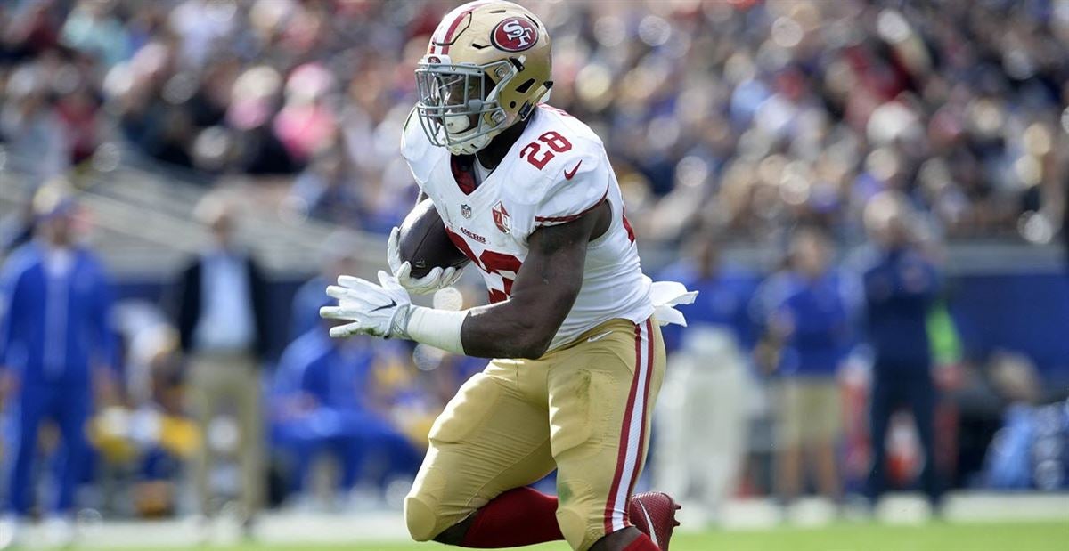 NFL: Naples High grad Carlos Hyde excels despite San Francisco