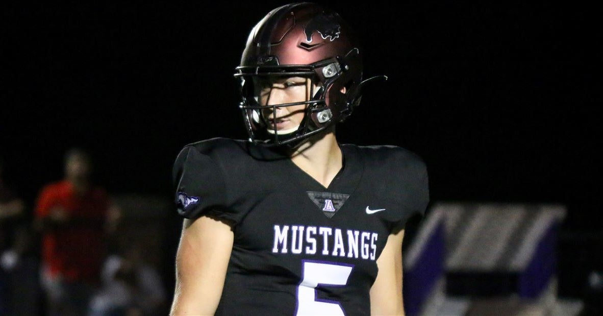 2022 QB Luther Richesson lighting it up for Lipscomb Academy