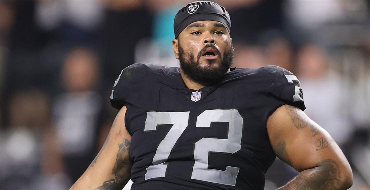 NFL: Las Vegas Raiders tackle Morris Knolls Jermaine Eluemunor