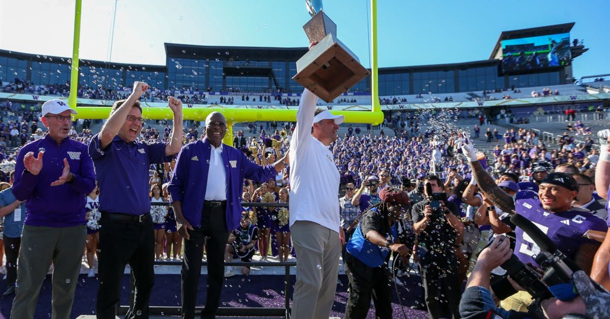 Game Grades - 118th Apple Cup