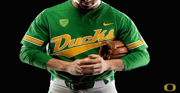 Oregon Baseball Unveils New Throwback Uniform