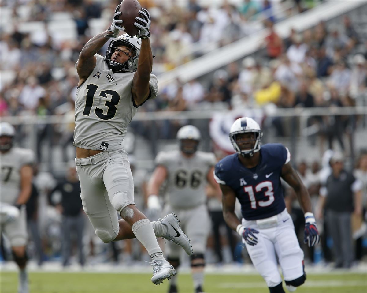 Former UCF Knights Wide Receiver Gabriel Davis Has His Seminole High School  Jersey Retired - Inside the Knights