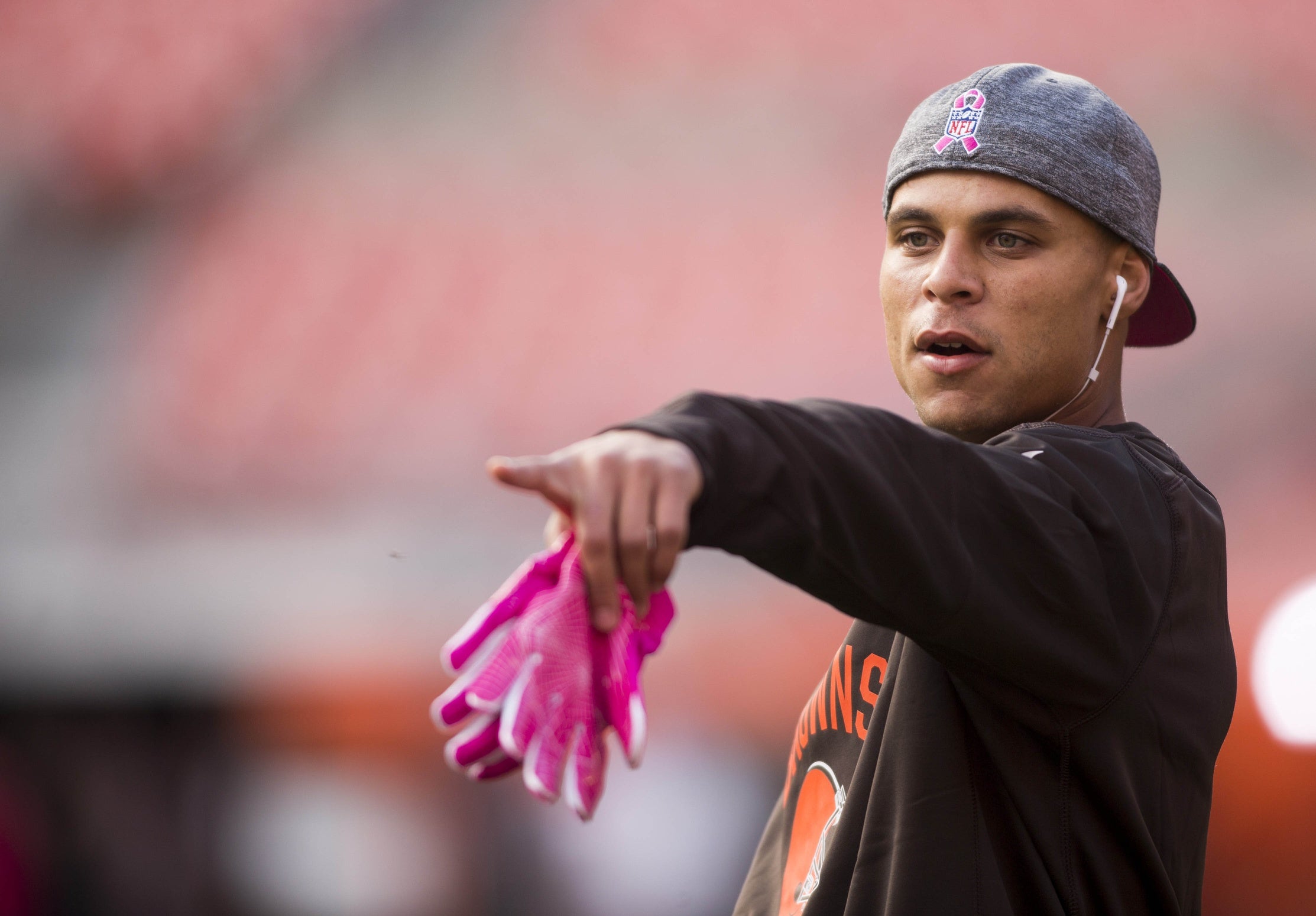 Cleveland Browns place WR Miles Austin (kidney) on injured reserve