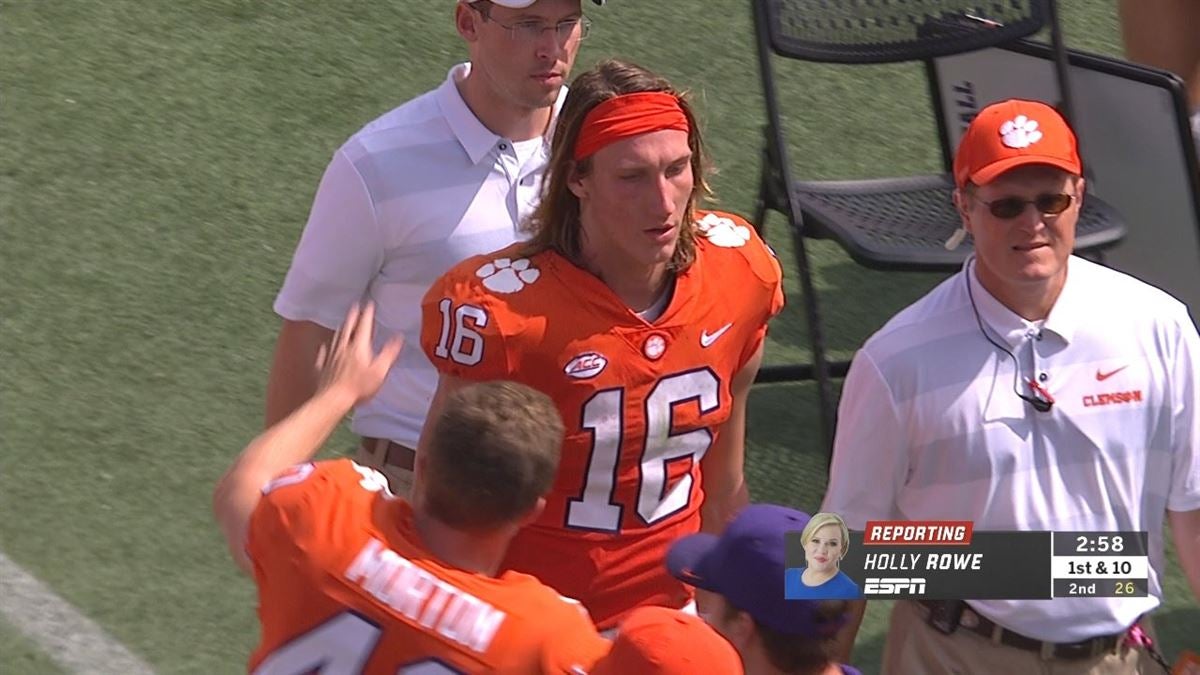 Clemson Qb Trevor Lawrence Not Expected To Return Vs Syracuse