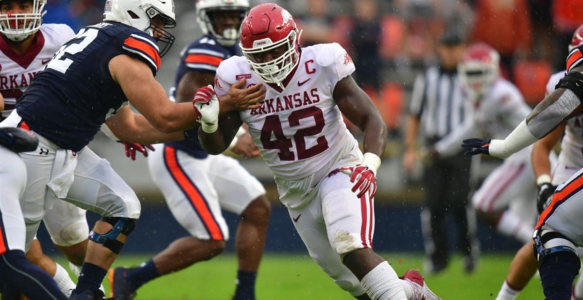 Razorback defensive tackle Jonathan Marshall declares for 2021 NFL