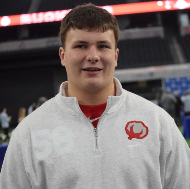Gabe VanSickle, Josh Padilla stand ready to fill right guard spot on ...