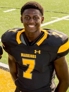 Dunbar family remembers D'Iberville football player 11 years after death on  field