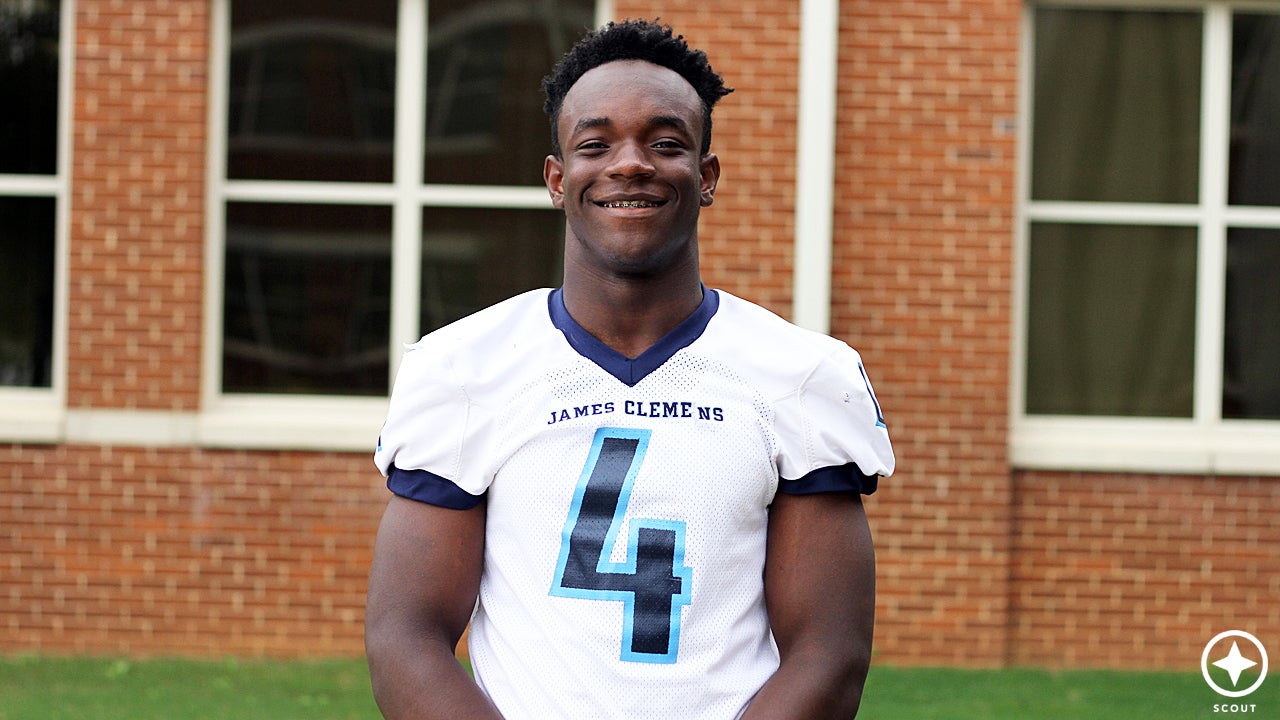 Tennessee Titan Monty Rice hosts youth football camp at James Clemens