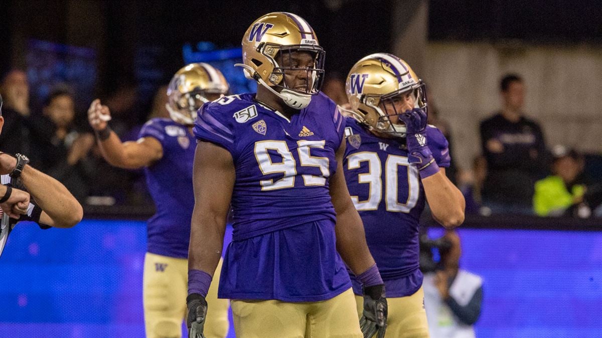 Husky Royalty: Washington and adidas Unveil 2022 Football Strategy Uniform  - University of Washington Athletics