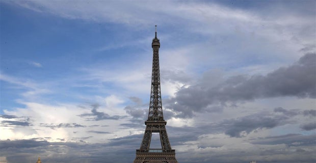 Blue Demons Arrive In Paris - 