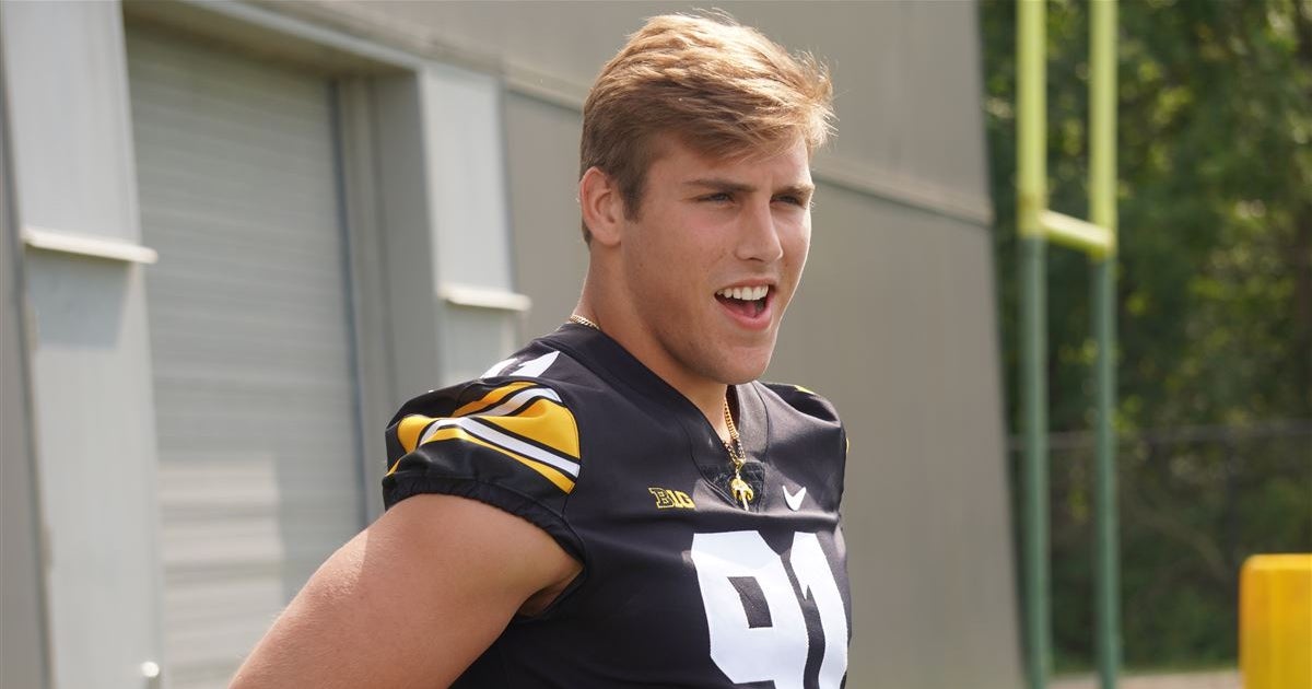 BREAKING Iowa defensive lineman Lukas Van Ness declares for 2023 NFL Draft