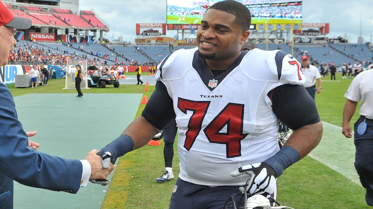 Deshaun Watson Arrived To The Texans Game Rocking A Sweet Throwback Jersey