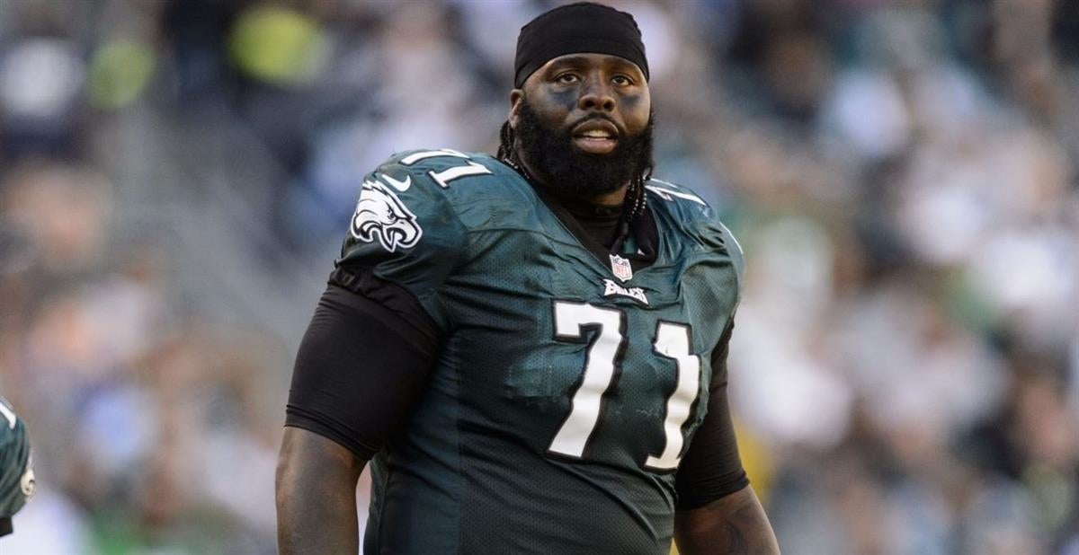 Queen City native Jason Peters inks deal with Cowboys