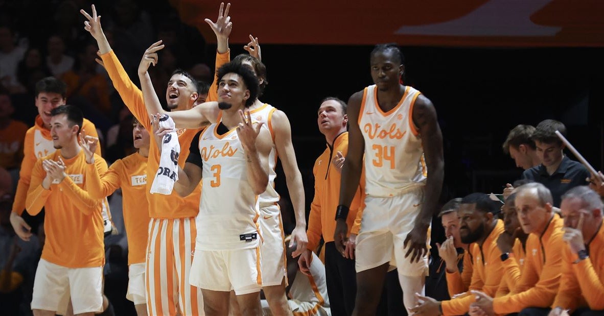 Tennessee basketball ranked No. 1 for fifth straight week