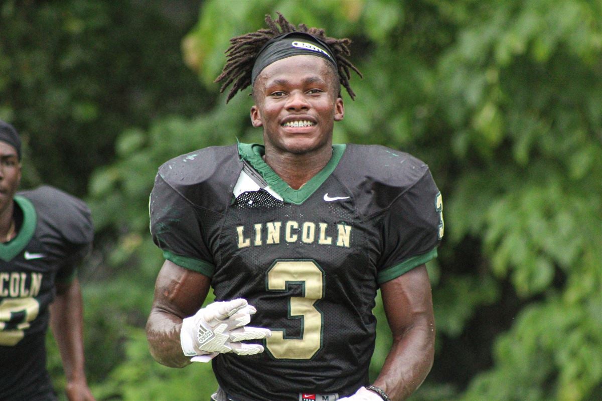 Lincoln's Raylen Wilson becomes 13th Big Bend Under Armour All-America  selection