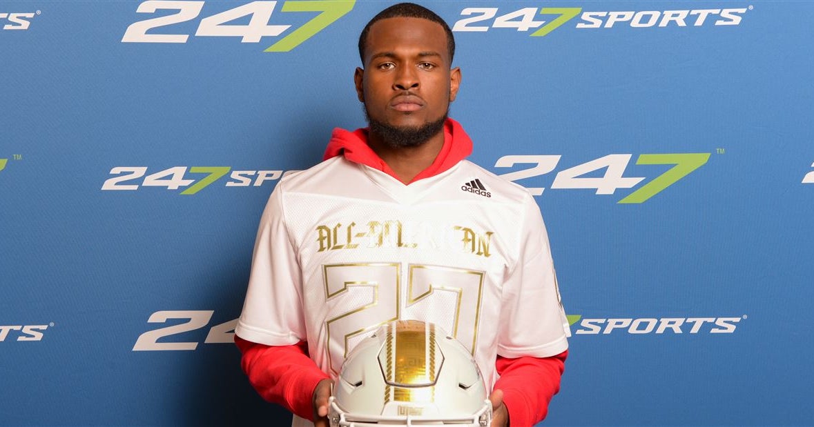 Fourstar CB Darion GreenWarren announcing at AllAmerican Bowl