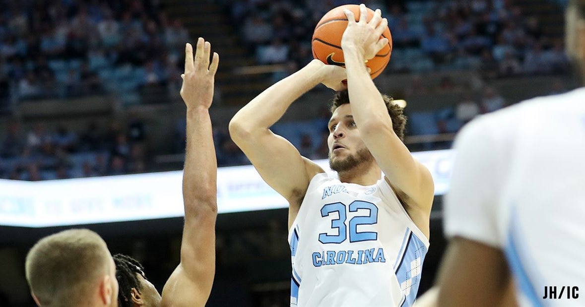 Hubert Davis Wants Pete Nance to Be More Aggressive Hubert Davis Wants Pete Nance to Be More Aggressive