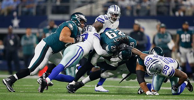 Dallas Cowboys wide receiver Roy E. Williams (11) makes the reception in  first half action in the NFL - NFC Playoffs football game between the  Philadelphia Eagles and Dallas Cowboys at Cowboys