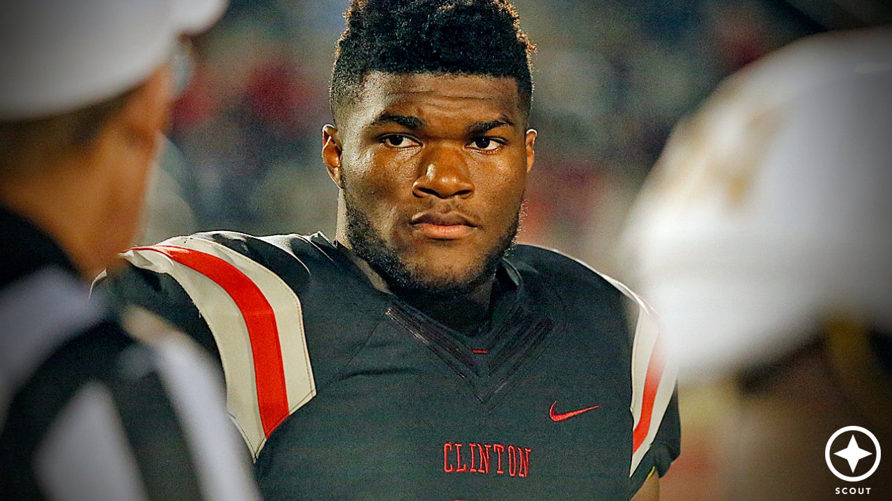 Alabama claims Mississippi's top junior Cam Akers