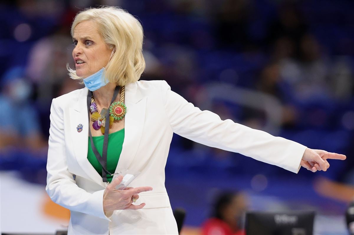 Kim Mulkey leaves Baylor, takes over as LSU coach