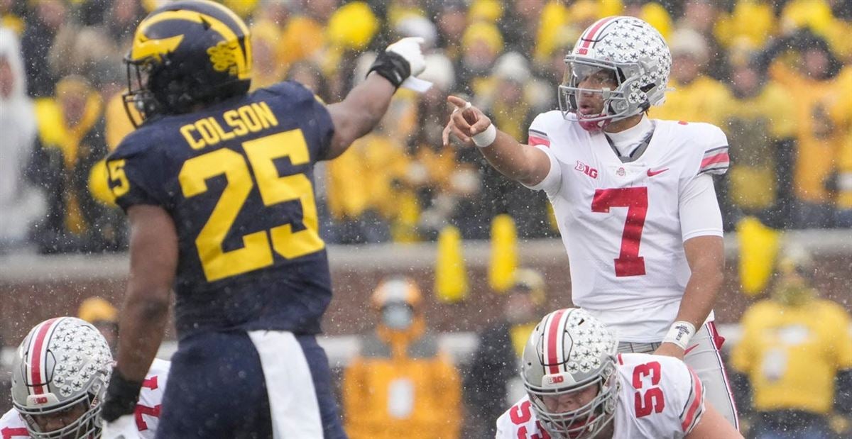 College Football Expert Picks For Michigan-Ohio State, Rivalry Week