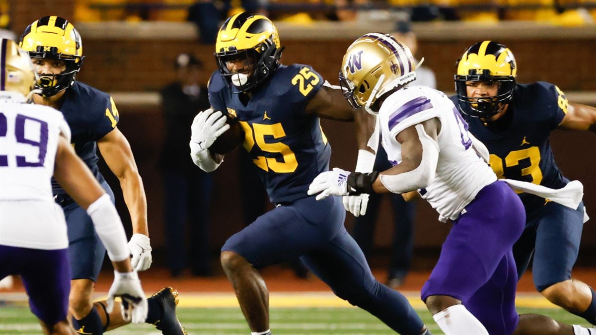 Hassan Haskins named to B10 first team. LFG : r/MichiganWolverines