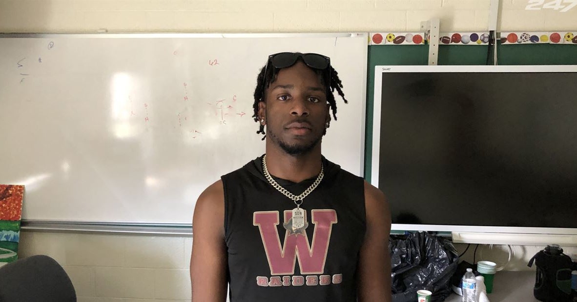 Maryland pulls another surprise with commitment of Top247 safety Messiah Delhomme