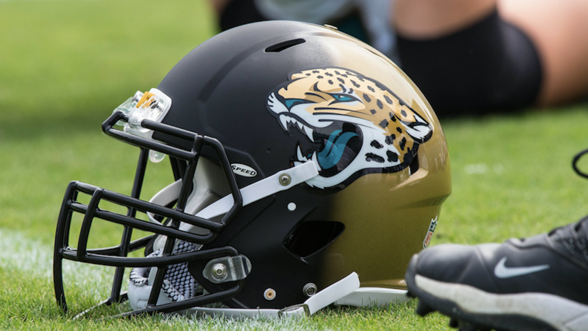 Jacksonville Jaguars put in HC interview request for Packers OC