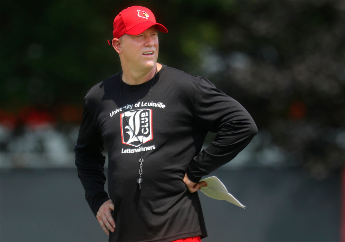 Comparing Louisville's Jeff Brohm to Kentucky's Mark Stoops