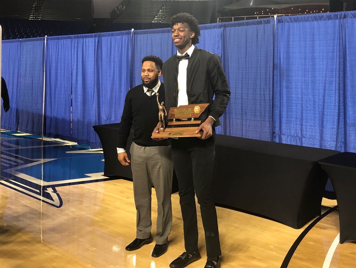 James Wiseman wins Tennessee Class AAA Mr. Basketball Award