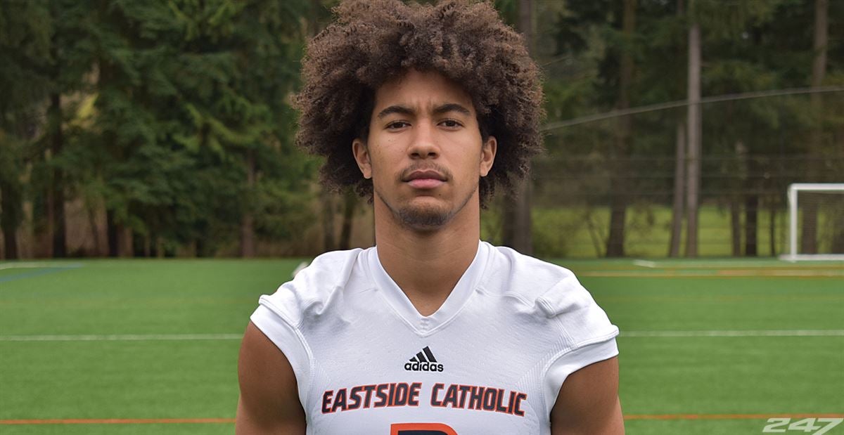 Eastside Catholic's Sam Adams II isn't much into playing defense or on the  line like the rest of his family