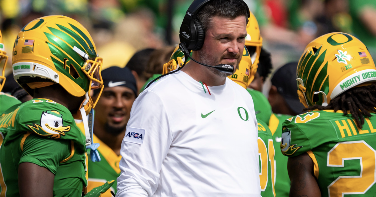 Oregon opens fall camp as Dan Lanning challenges Ducks to develop more leaders